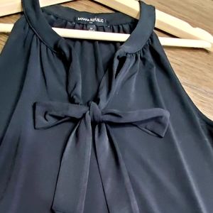 Banana Republic front tie key hole blouse, black, size M